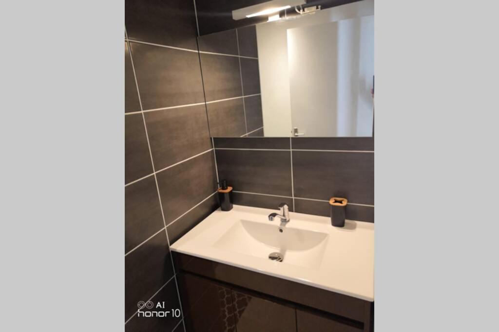Appartement Jardin A 100M De La Plage Et Thalasso Concarneau Exteriör bild